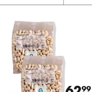 Cashew nuts at Save Hyper