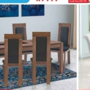 Dining room set at Beares
