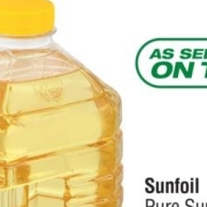 Sunflower oil at Spar