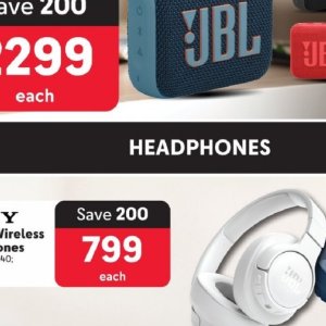 Headphones sony  at Makro