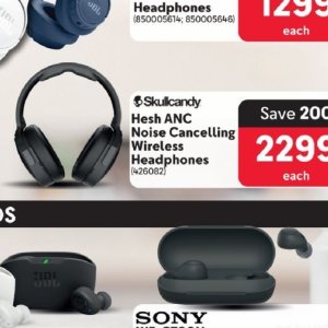 Headphones at Makro