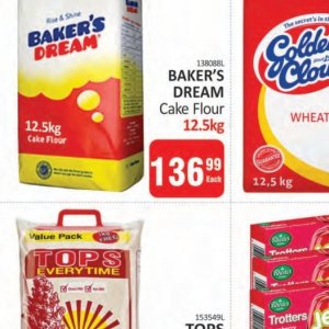 Flour at Kit Kat Cash&Carry