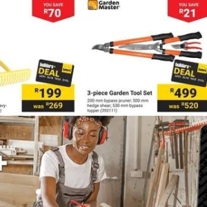 Tool set at Builders Warehouse