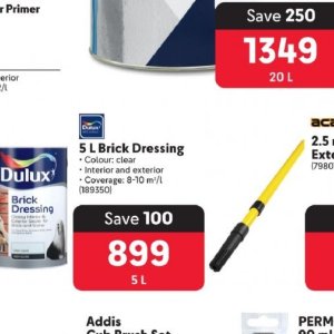 Dressing at Makro