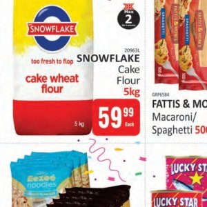 Flour at Kit Kat Cash&Carry