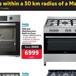 Oven beko  at Makro