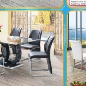 Dining room set at Beares