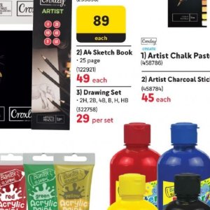 Drawing set at Makro