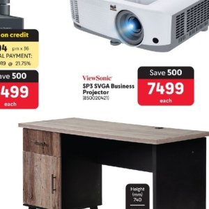 Projector at Makro