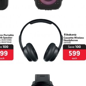 Headphones at Makro