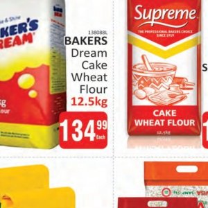 Flour at Kit Kat Cash&Carry