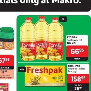 Sunflower oil at Makro