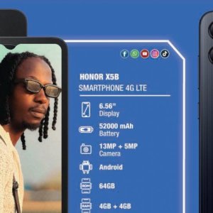 Smartphone samsung  at Checkers Hyper