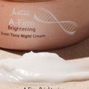 Cream at Justine