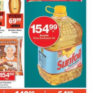 Sunflower oil at Checkers
