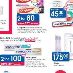 Toothpaste aquafresh  at Clicks