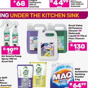 Floor cleaner at Game