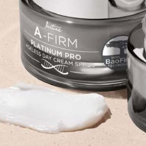Cream at Justine