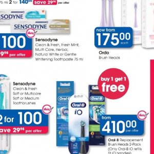 Toothpaste colgate  at Clicks