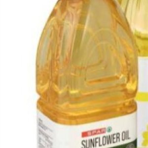 Sunflower oil at Spar