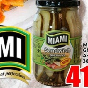 Sandwich at Three Star Cash and Carry