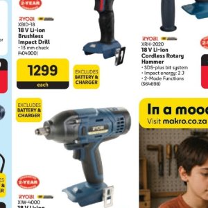 Charger at Makro
