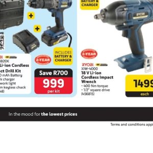 Charger at Makro