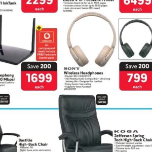 Headphones at Makro