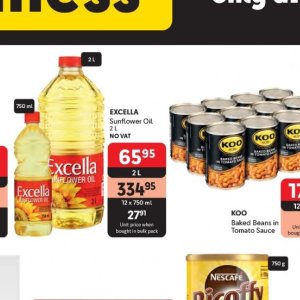 Sunflower oil at Makro