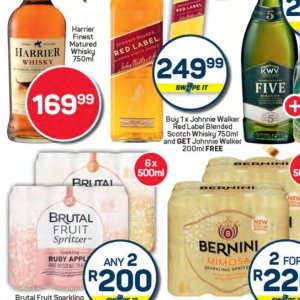 Mouthwash listerine  at Pick n Pay Hyper