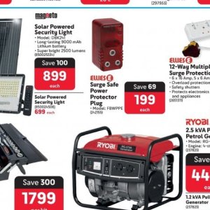 Plug at Makro