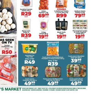 Garlic at Fruit & Veg City