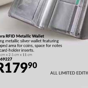 Wallets at AVON
