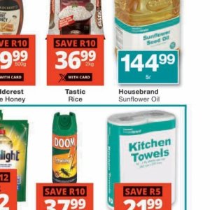 Sunflower oil at Checkers