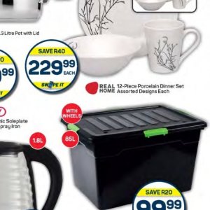Dinner set at Pick n Pay Hyper