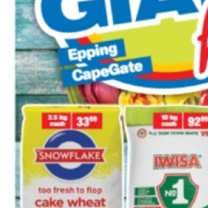 Cake at Giant Hyper