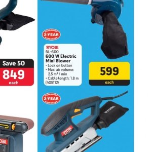 Blow dryer at Makro