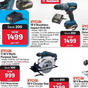 Charger at Makro