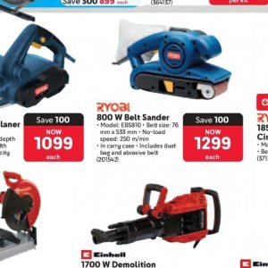   at Makro