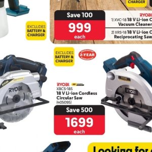 Charger at Makro
