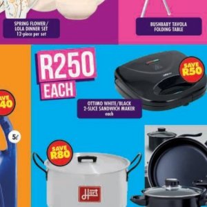 Sandwich maker at Shoprite
