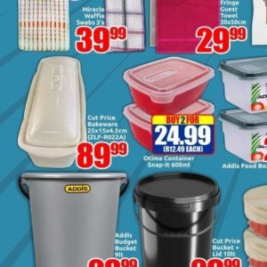 Bakeware at Three Star Cash and Carry