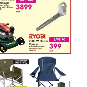 Blow dryer at Makro
