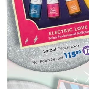 Nail polish at Clicks