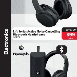 Headphones at Makro