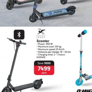 Scooters at Makro