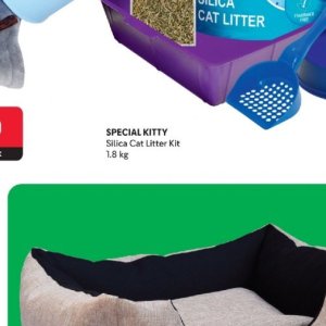Cat litter at Makro