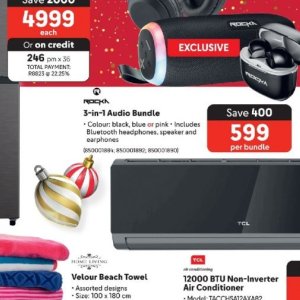 Headphones at Makro